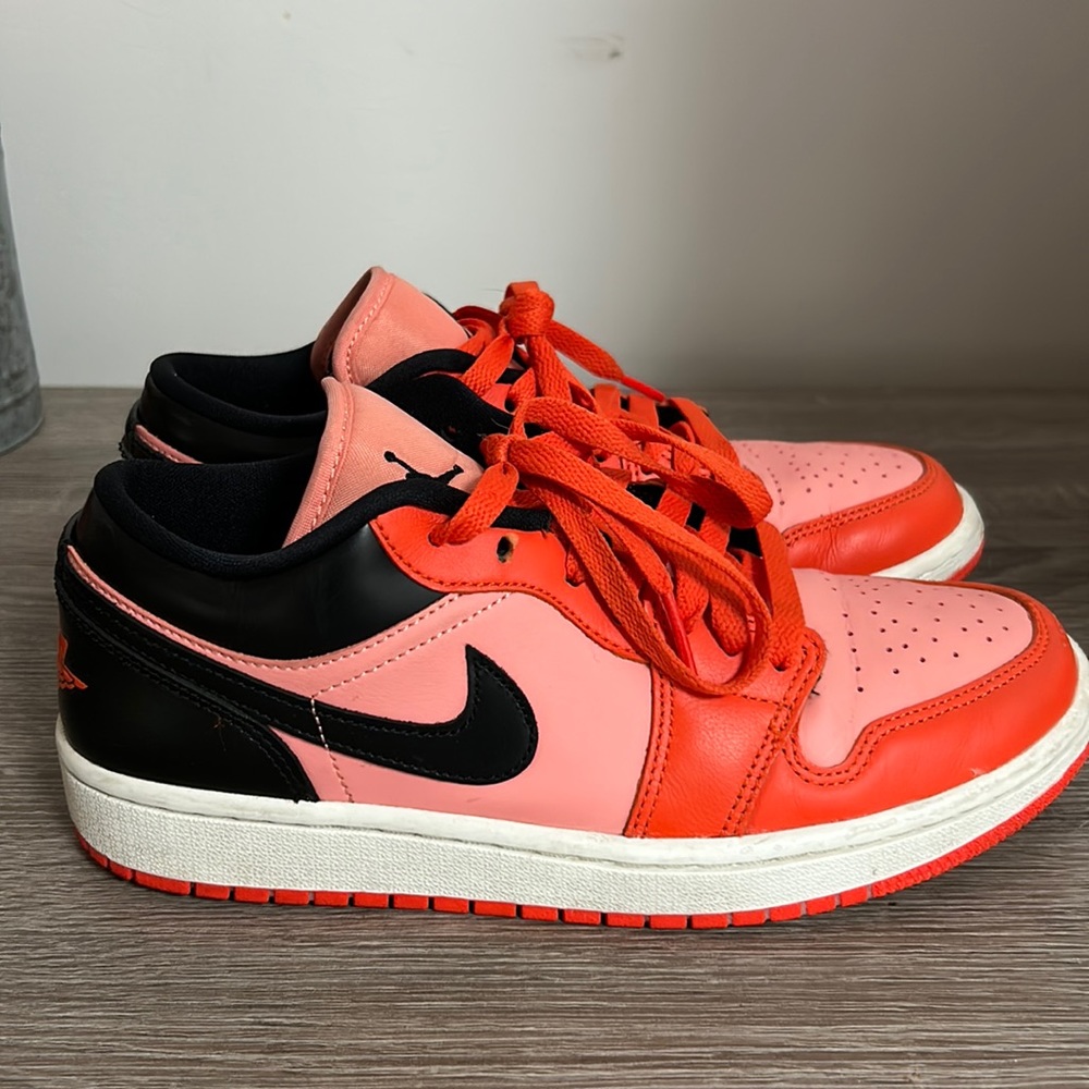 Air Jordan 1 Low